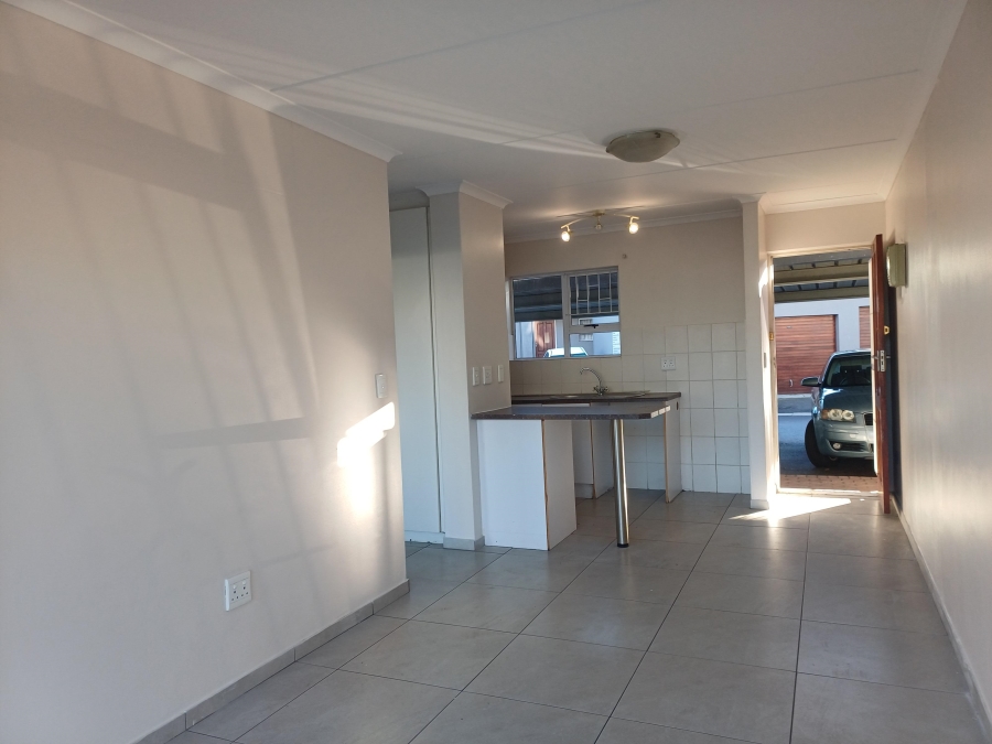 To Let 1 Bedroom Property for Rent in Sanlamhof Western Cape